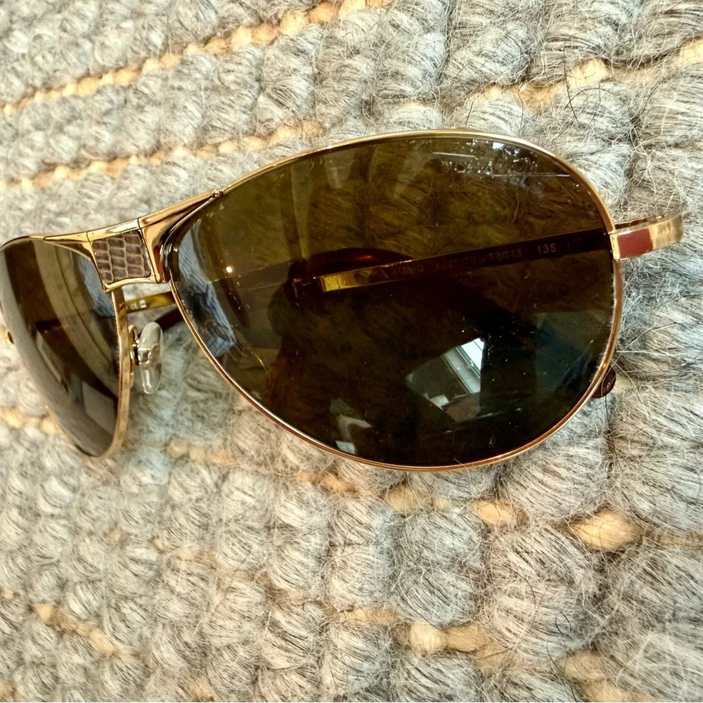 CHANEL Homme Gold Foldable Aviator Sunglasses - Picture 7 of 9